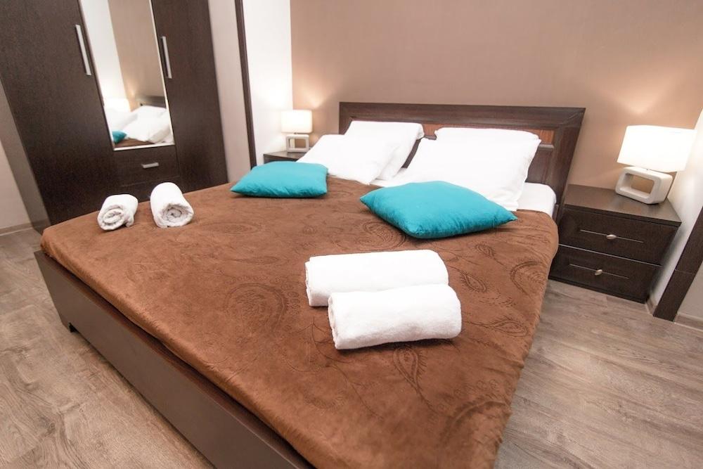 ApartExpo on Kutuzovsky 33