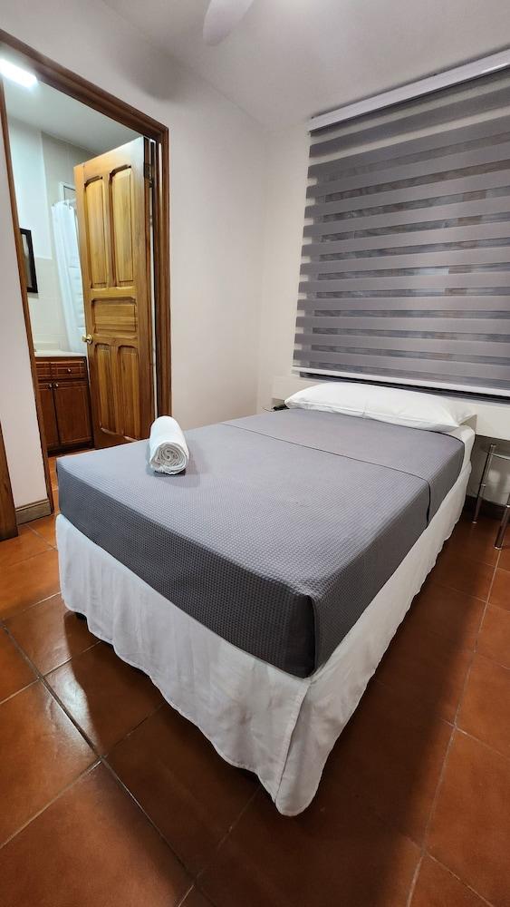 La Casa de Cariari Al Golf