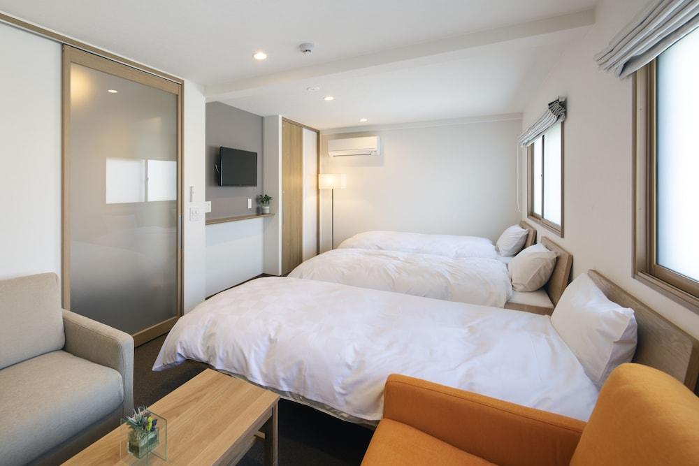 So Kyoto Fushimi Inari