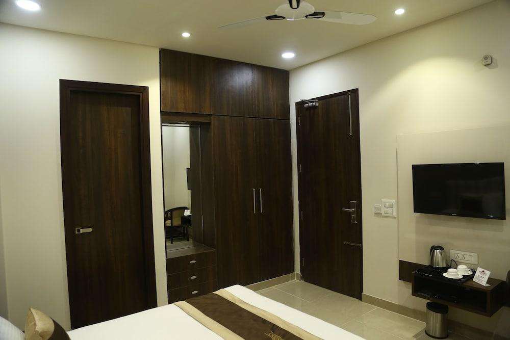 Hotel Bhumi Residency