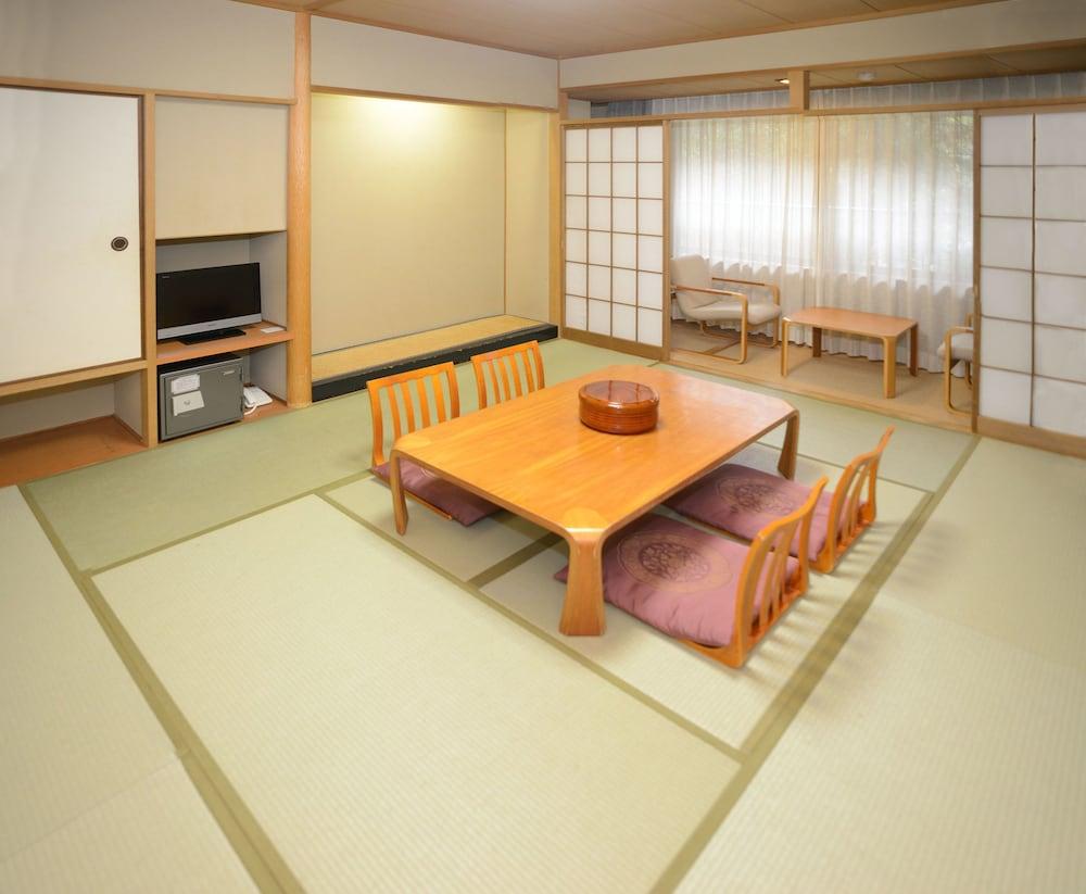 Miyajima MorinoYado Inn