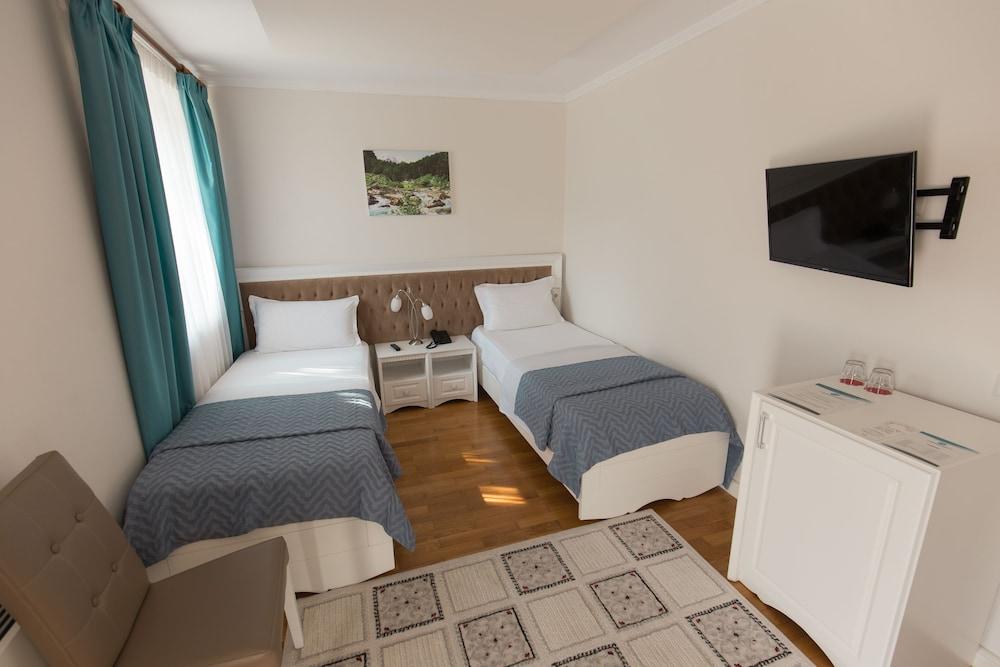 Hotel Turizem Shkelzeni