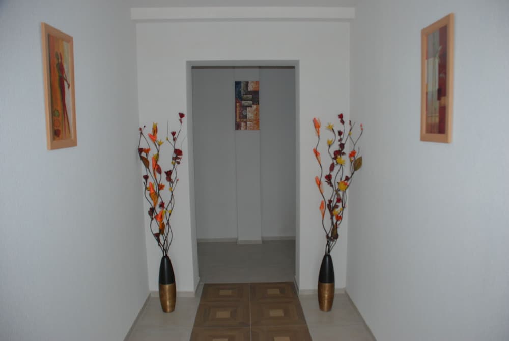 Gallery image 2