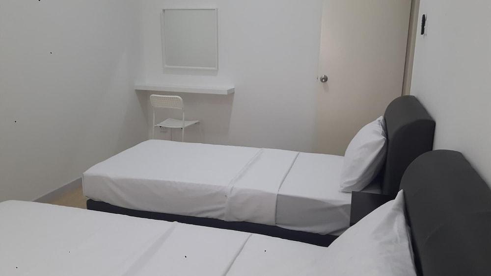 Taiping Lakeview Homestay