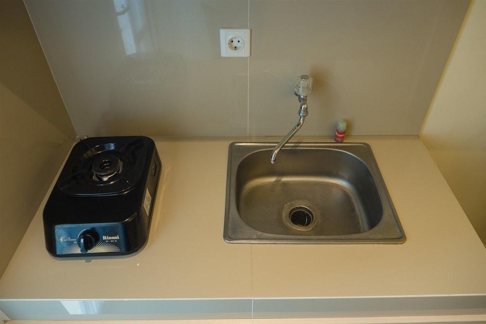 Compact 2BR with Sofa Bed at Parahyangan Residence