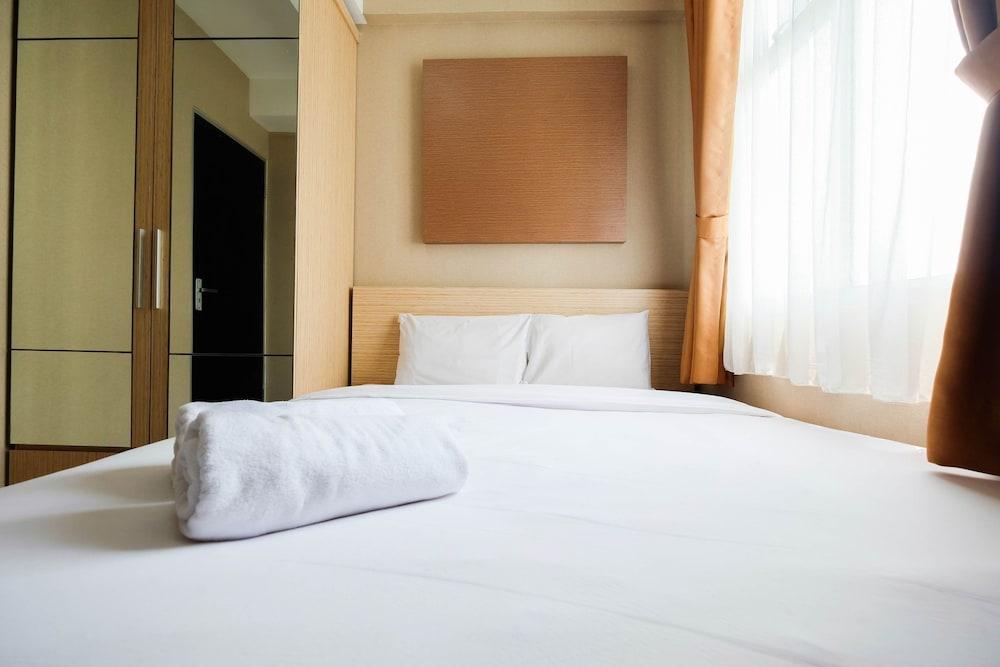 Simple 2BR Pancoran Riverside Apartment