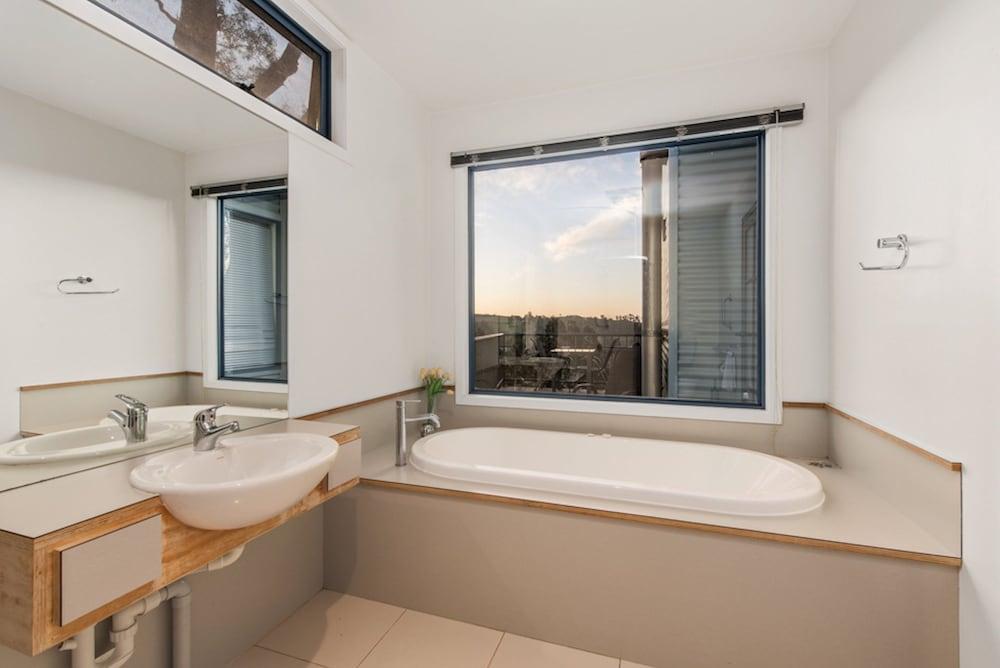 River Vineyard Retreat