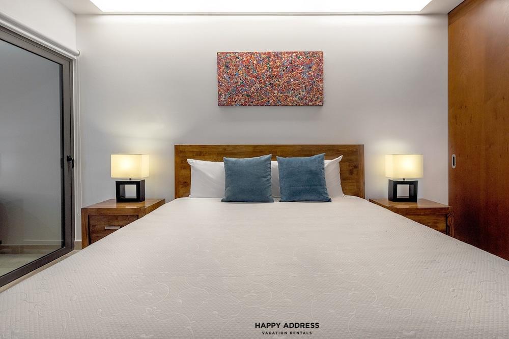 Trendy 1BR Apartment in Cruz con Mar brand new building by Happy Address