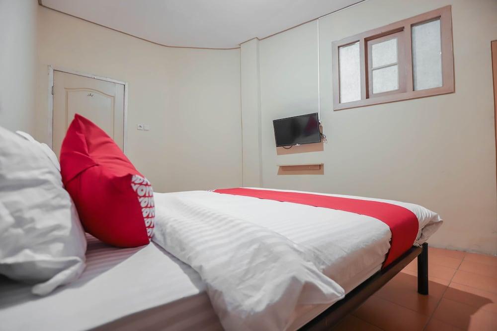 OYO 298 Gemilang Guesthouse