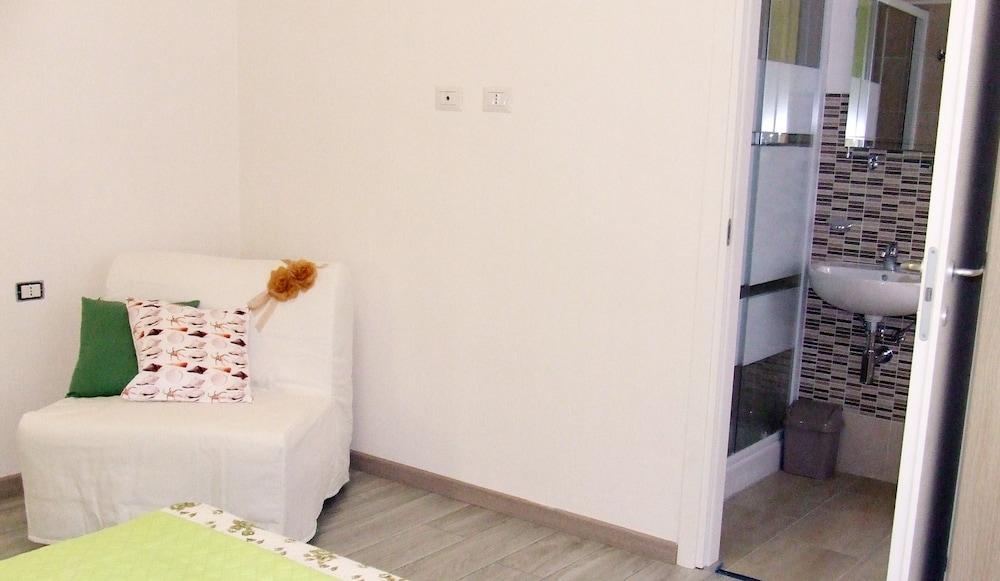 Leolù Guesthouse and breakfast