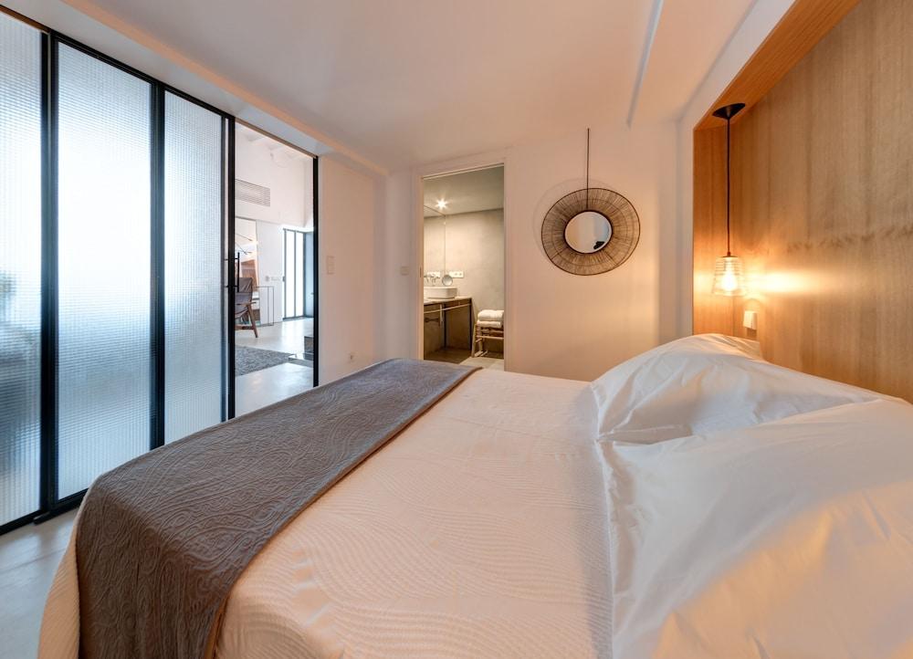 Puerta del Arenal II