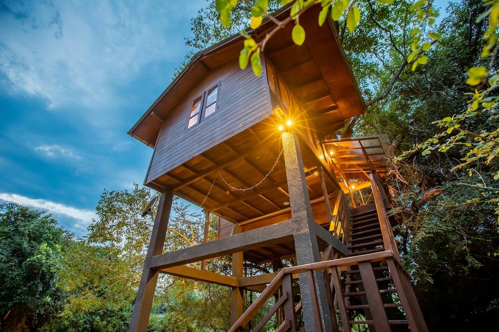 Sigiriya King's Resort