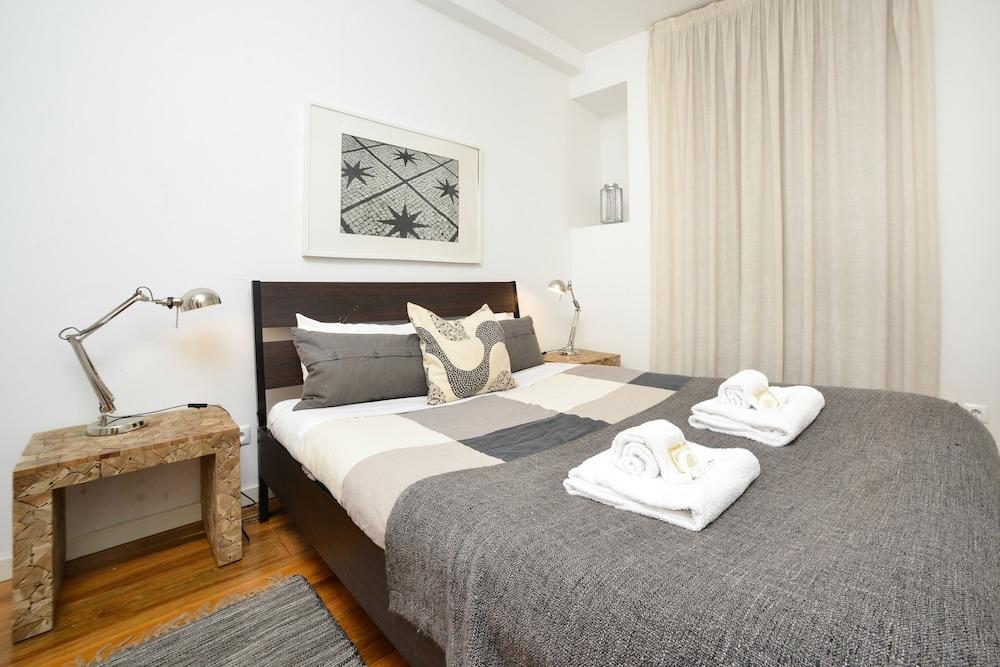 LxWay Apartments Castelo