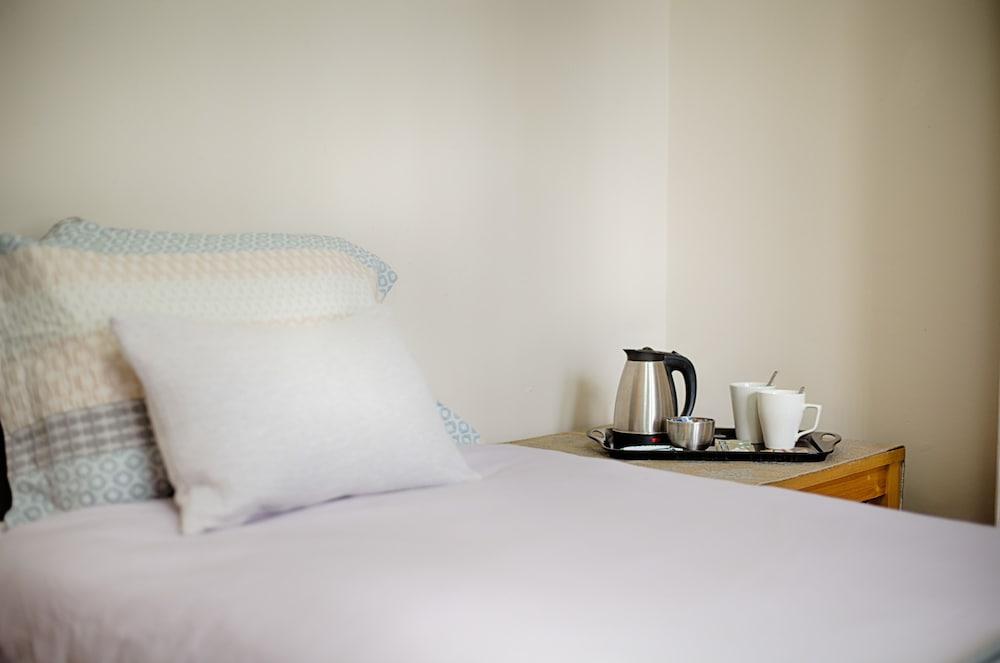 Willows-Cardiff Guest House