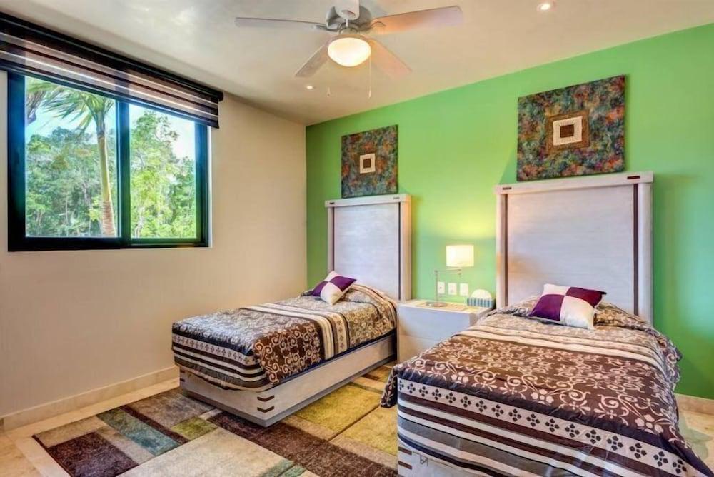 Stunning 2 Bed With Private Garden, ENCANTO ESTE 103 - By Salt-Kisses