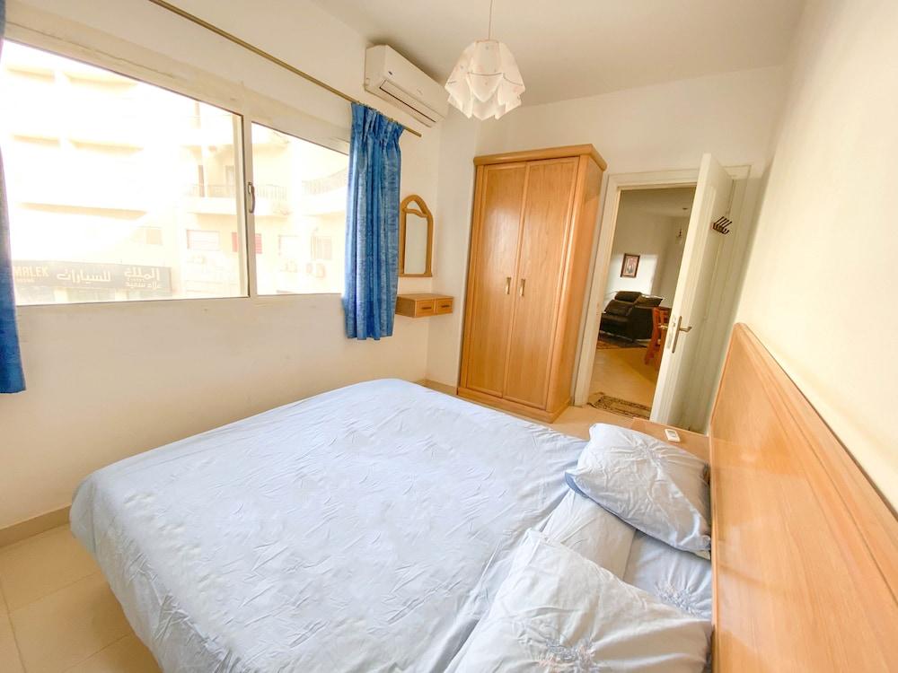 Villages Road Apartments