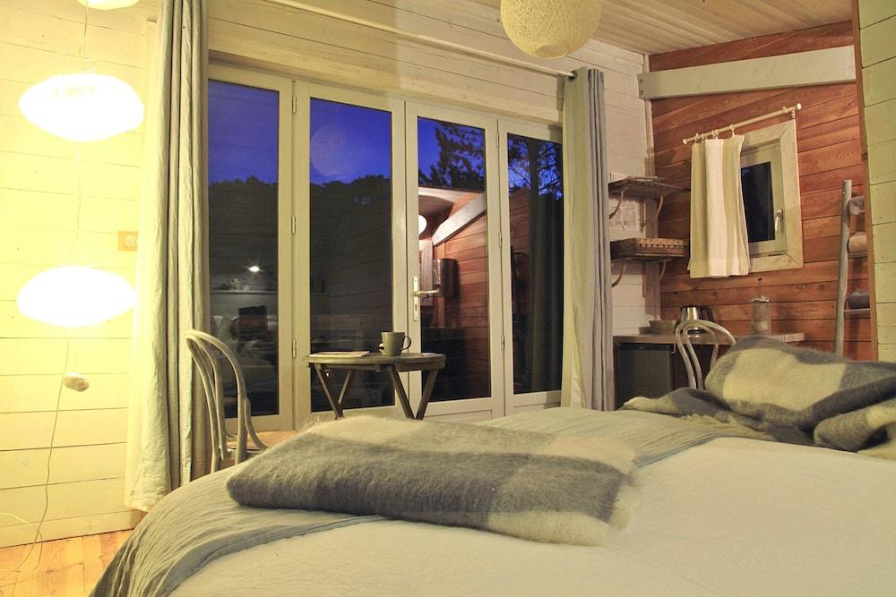 Terre des Baronnies. Cabanes