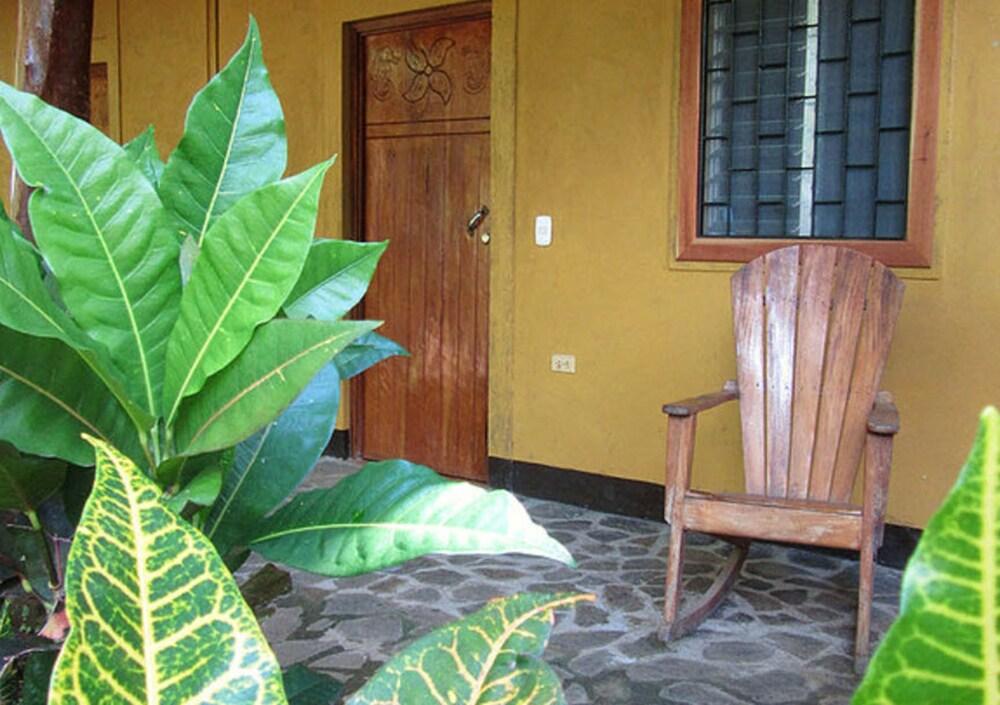 Hospedaje Caballito's Mar - Hostel