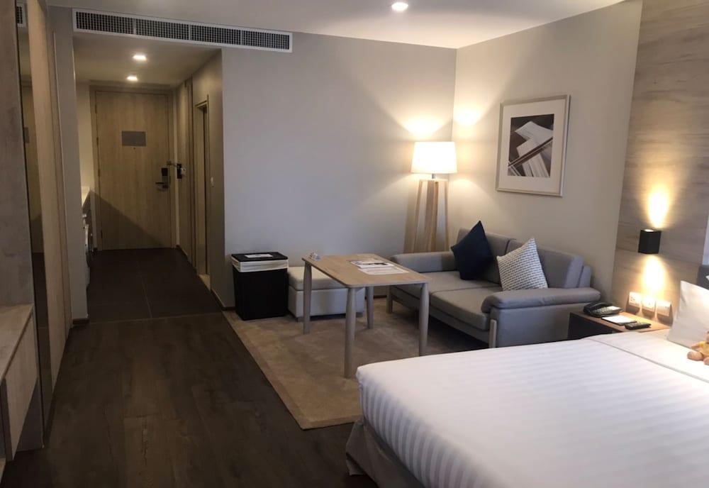 Somerset Harbourview Sri Racha