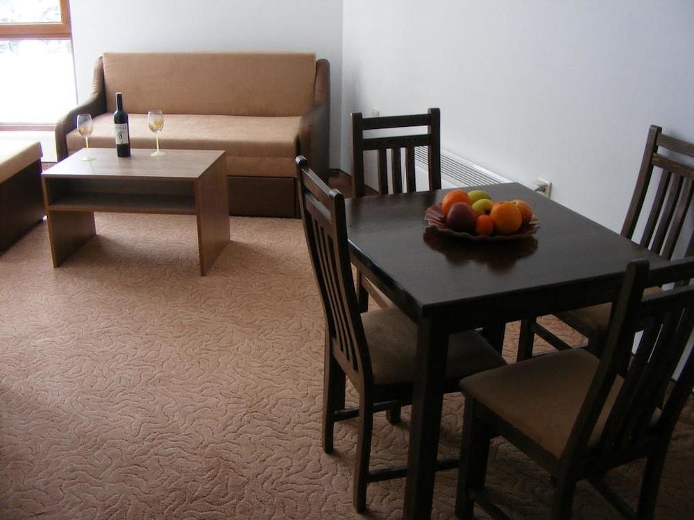 Iceberg Apart Hotel & SPA