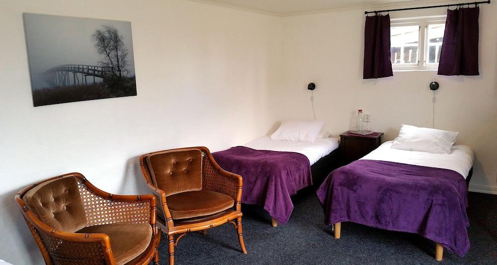 Som Hemma Gardscafe Bed & Breakfast