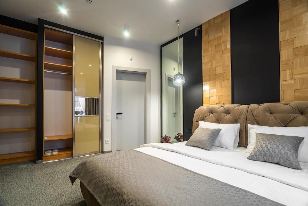 Greitser Elit Chalet