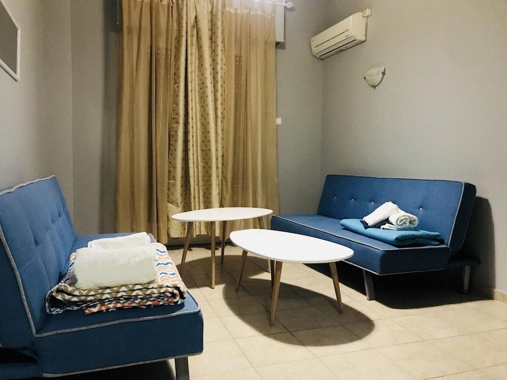 Merilyn Central Apartment