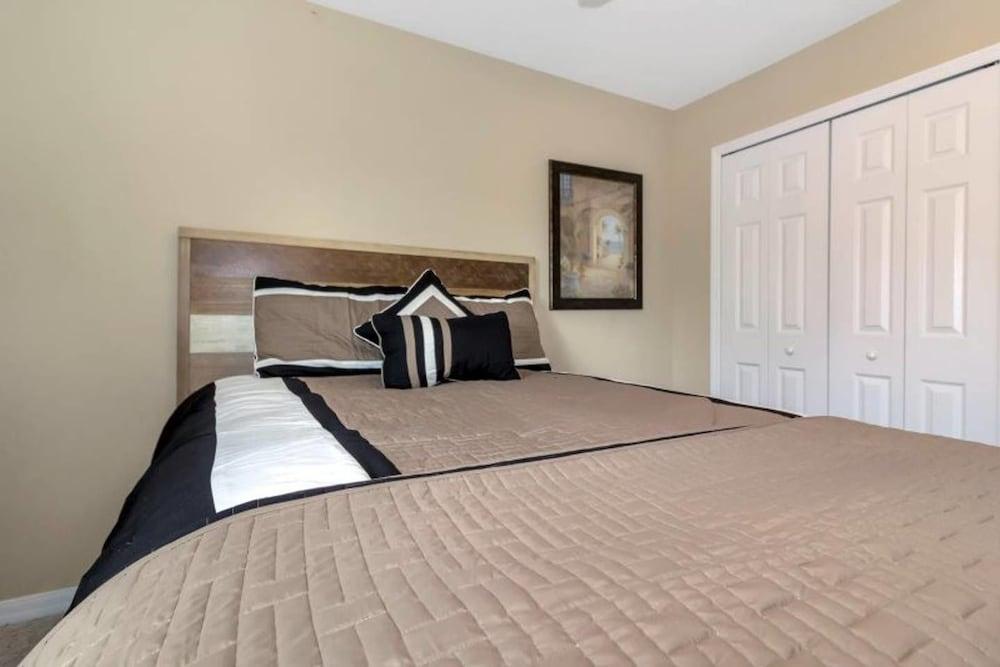 Watersong - Luxurious 5bd/4.5ba Pool Home #5wr510