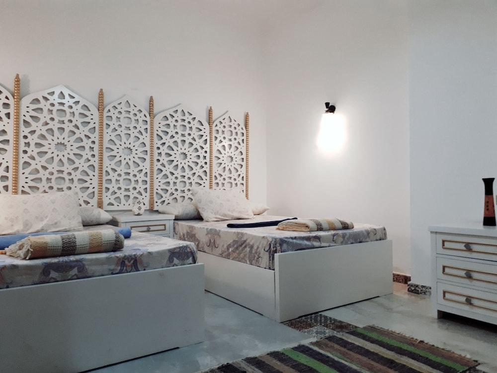 Arabian Nights Pyramids Guesthouse