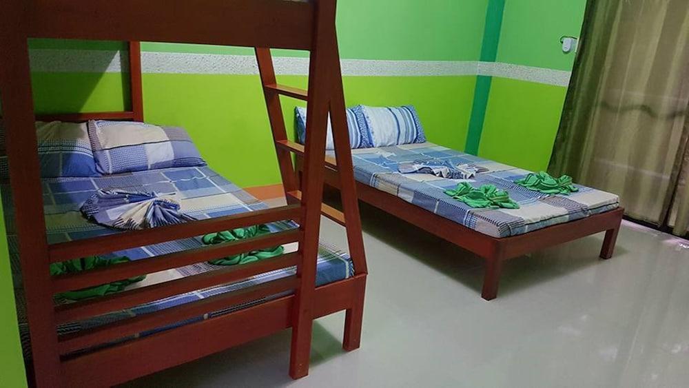 Nature Green Forest Resort