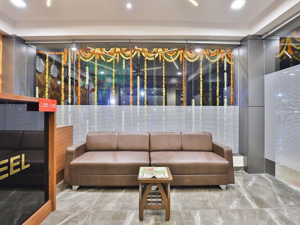 OYO 18972 Hotel Saineel