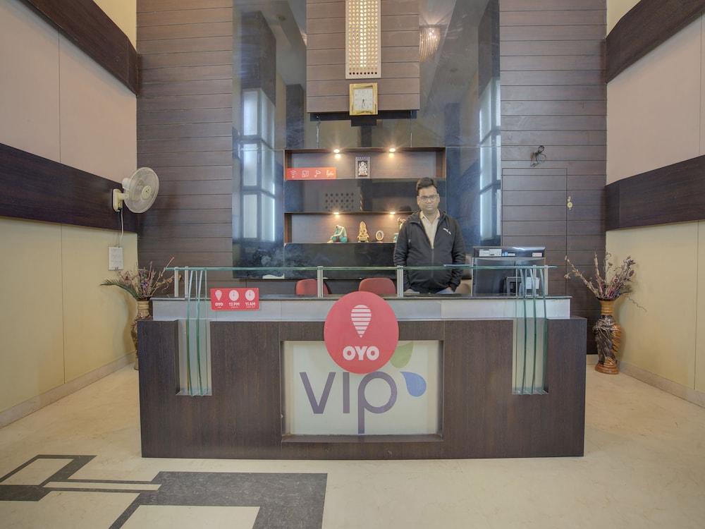 OYO 26196 Hotel Vip Regency
