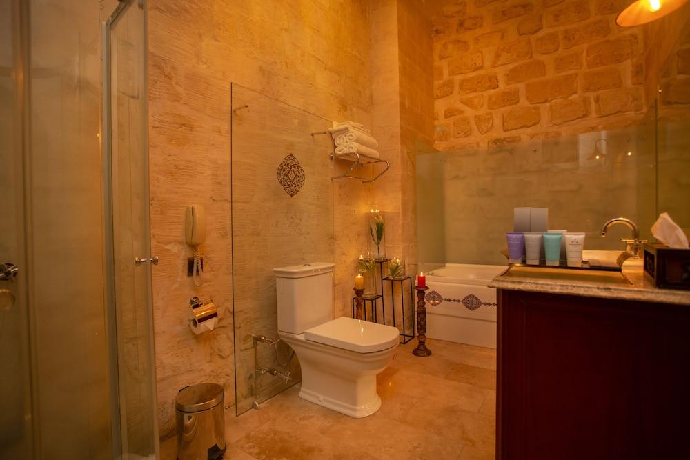 Tarihi Selcuklu Konagi