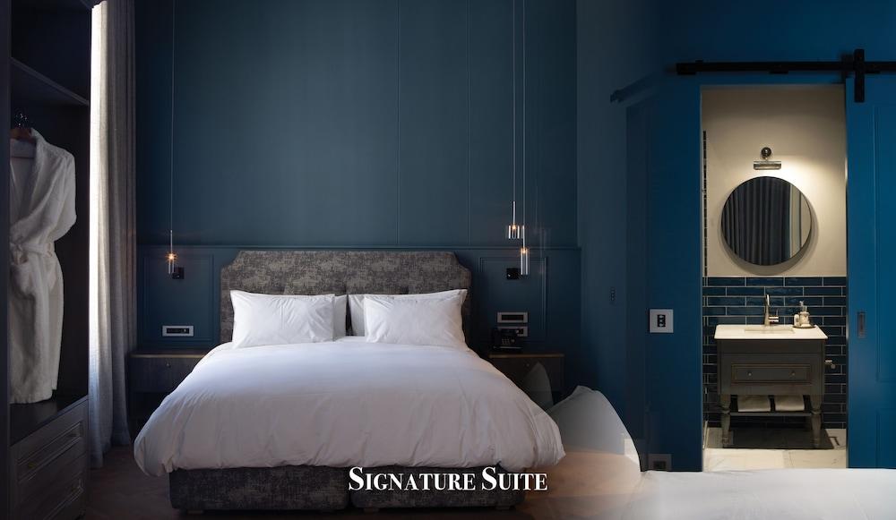 Labotessa Luxury Boutique Hotel