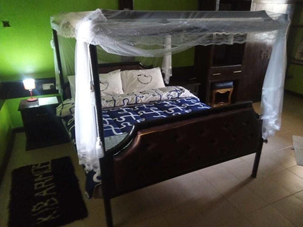 Kibar Mos Hotel and Lodges