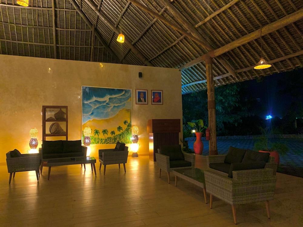 Coral Reef Beach Resort