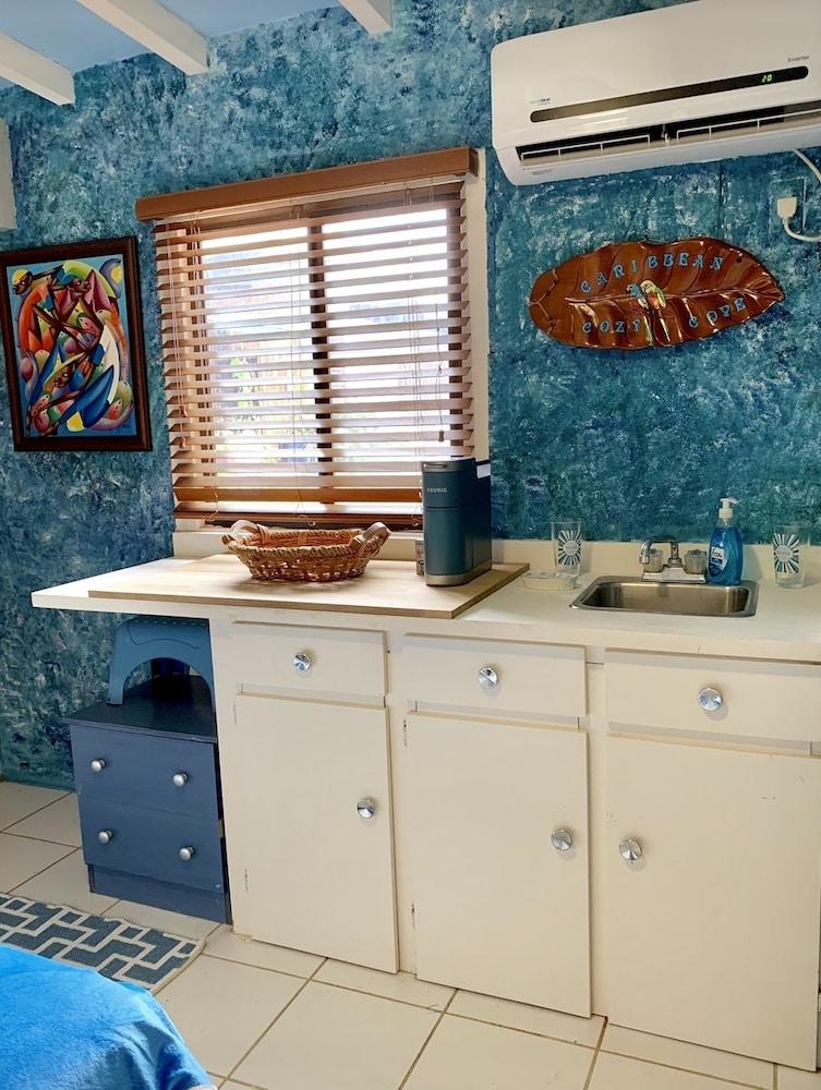 Caribbean Cozy Cove