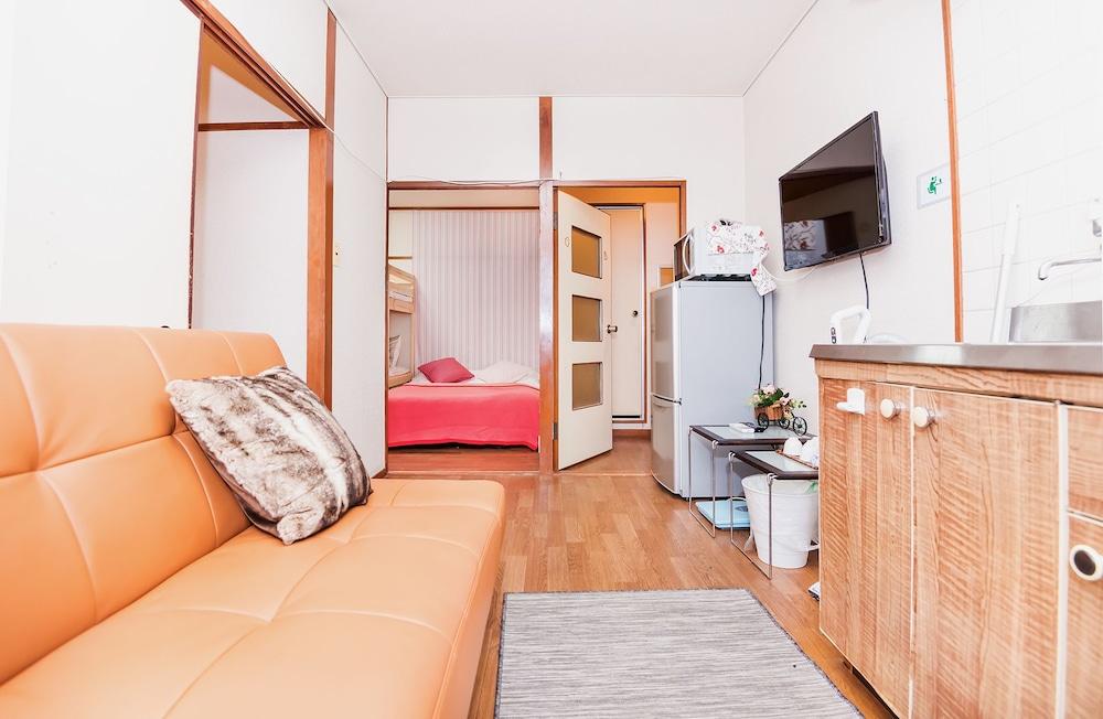 Namba Sunshine Apartment