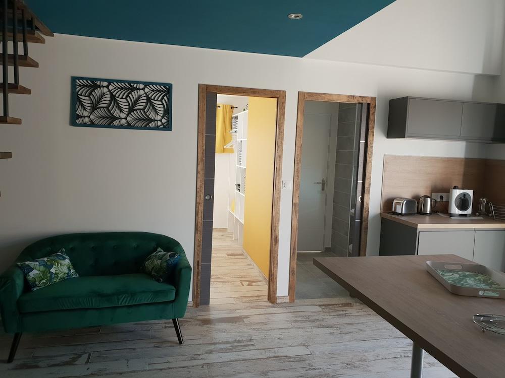 AppartHotel La Cense Pierrot des Princes