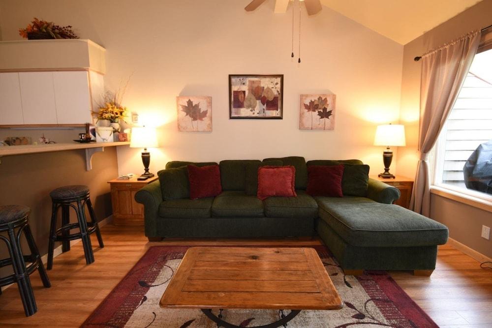 Mountain Harbor #208 2 Bedroom Condo