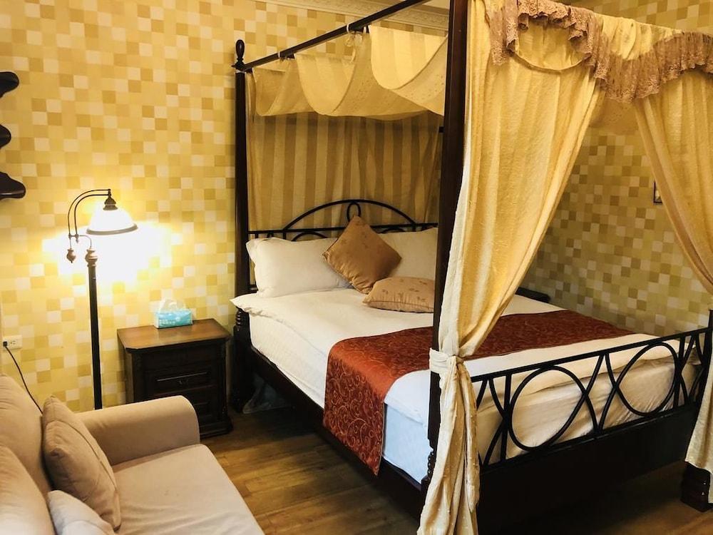 Corner Love Homestay