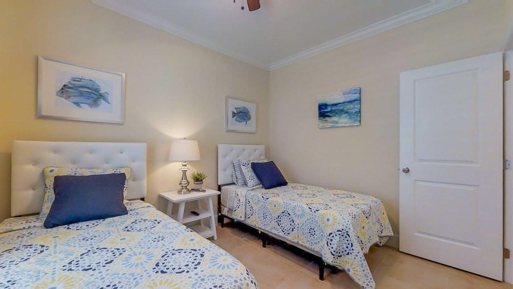 Keys Cove Villas - No 6