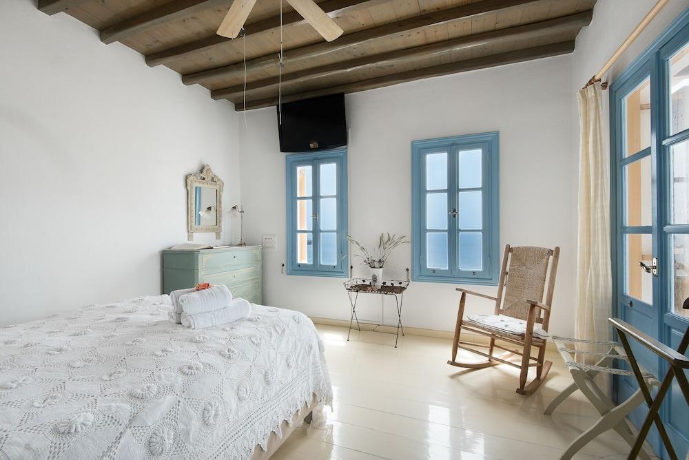 Anerousses Mykonian Traditional Houses