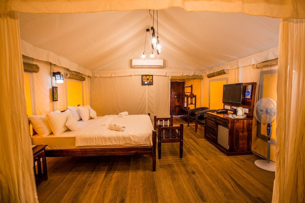 Royal Land Luxury AC Tent