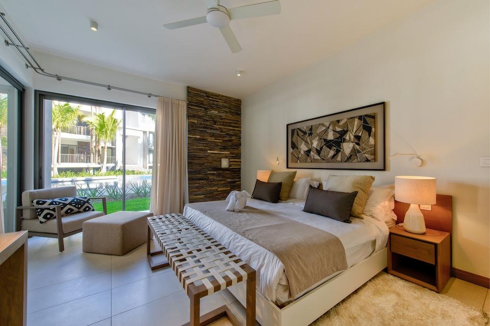 Mont Choisy Le Parc by Pam Golding