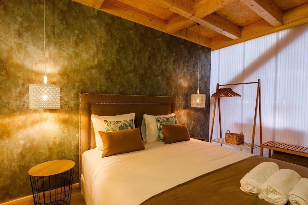 MZ By UNA Apartments