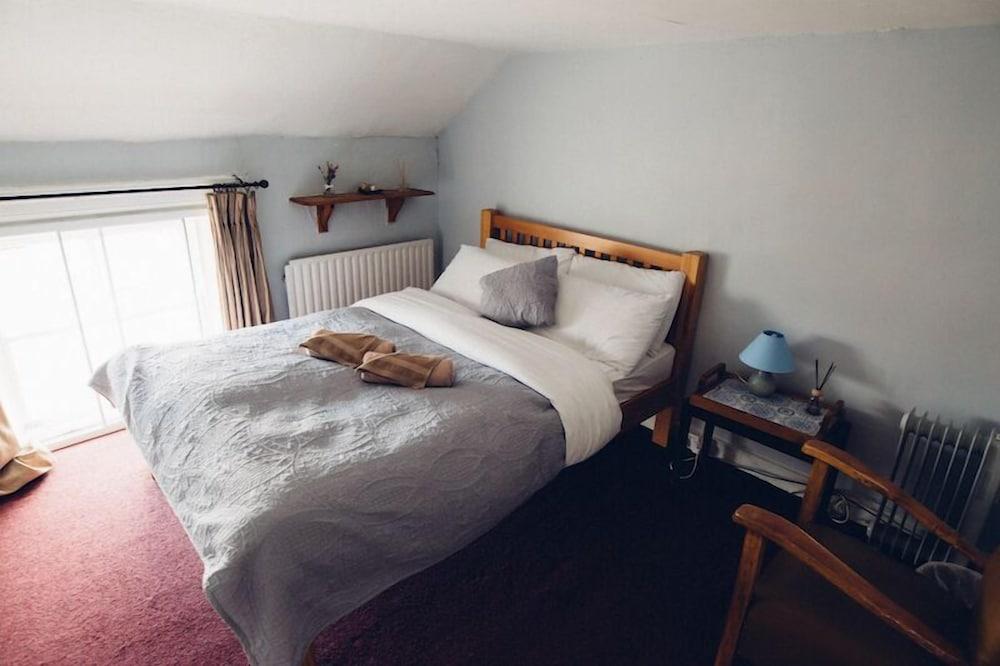 Spoon and the Stars Hostel