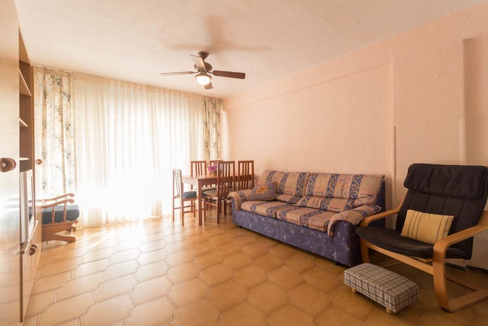 Apartamento Dms III Ref. 1041  by Iberplaya