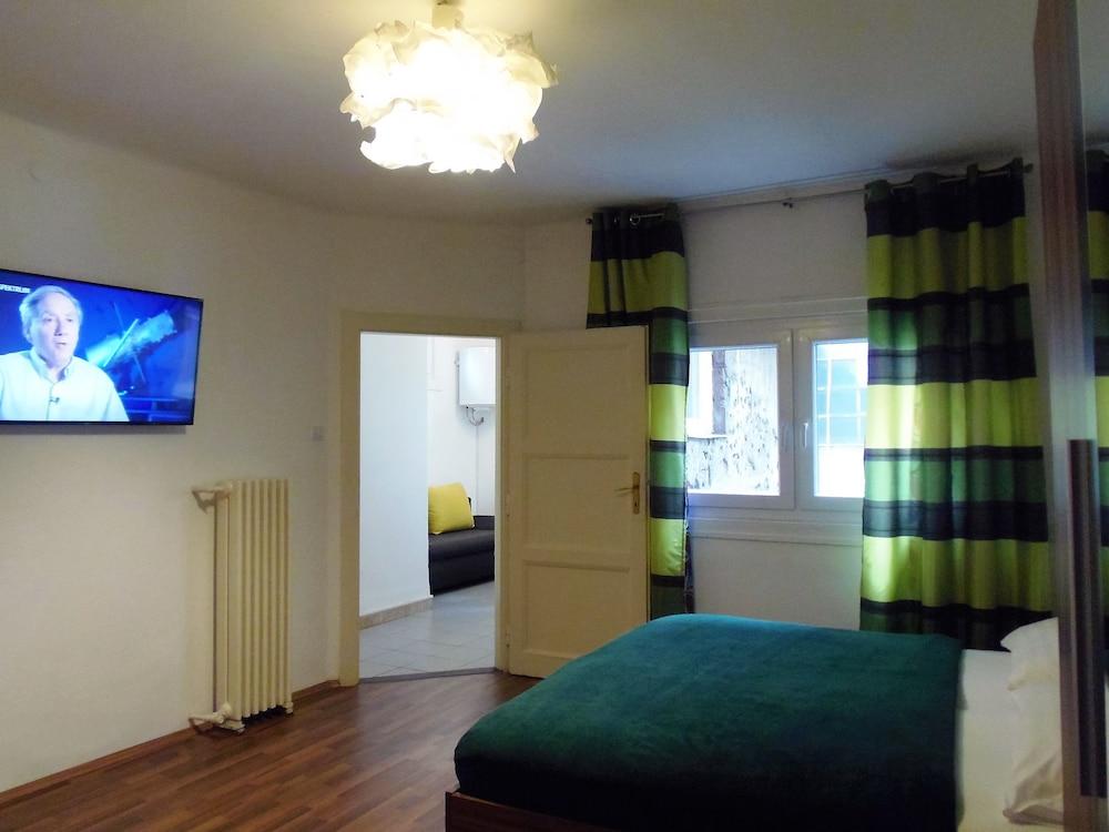 Budapest Promenade Apartments