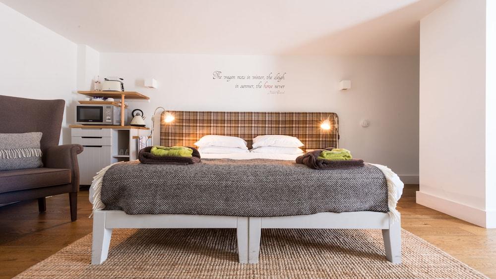 The Saddle and Stable Rooms